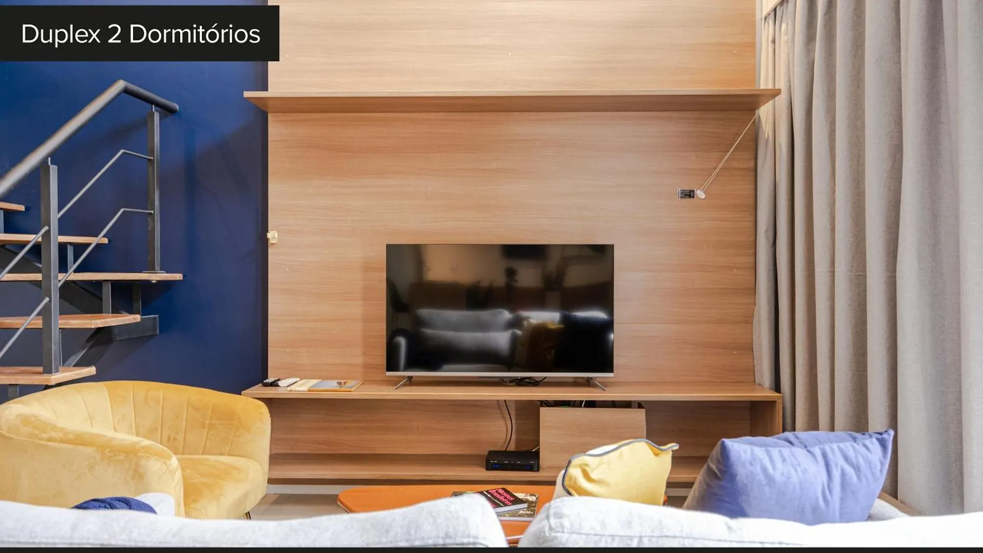 Duplex aconchegante com piscina e academia próx. à Berrini - Brooklin Apartamento São Paulo