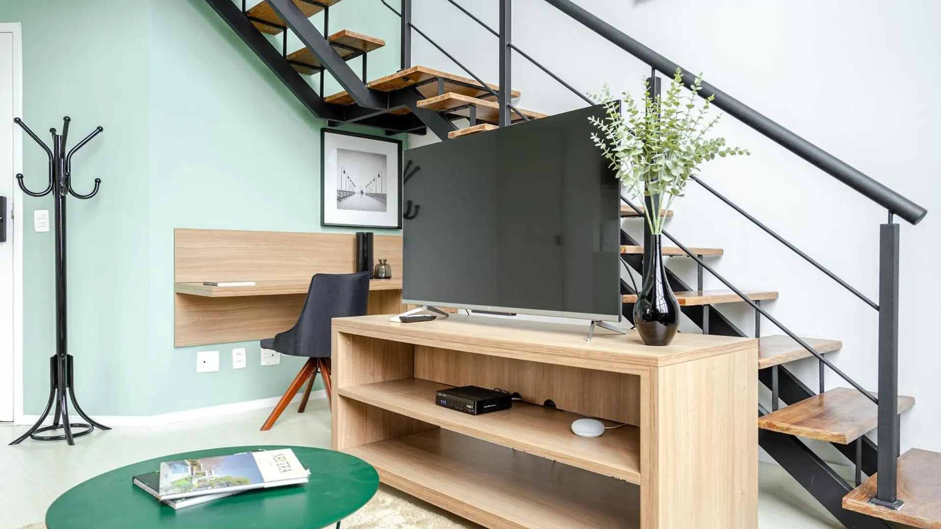 Duplex aconchegante com piscina e academia próx. à Berrini - Brooklin Apartamento São Paulo